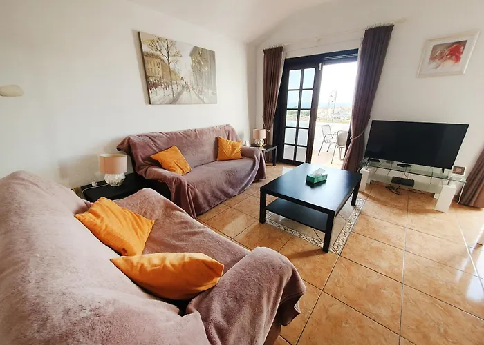 Hajnalka Apartman - Heated Pool And Partial Ocean Views