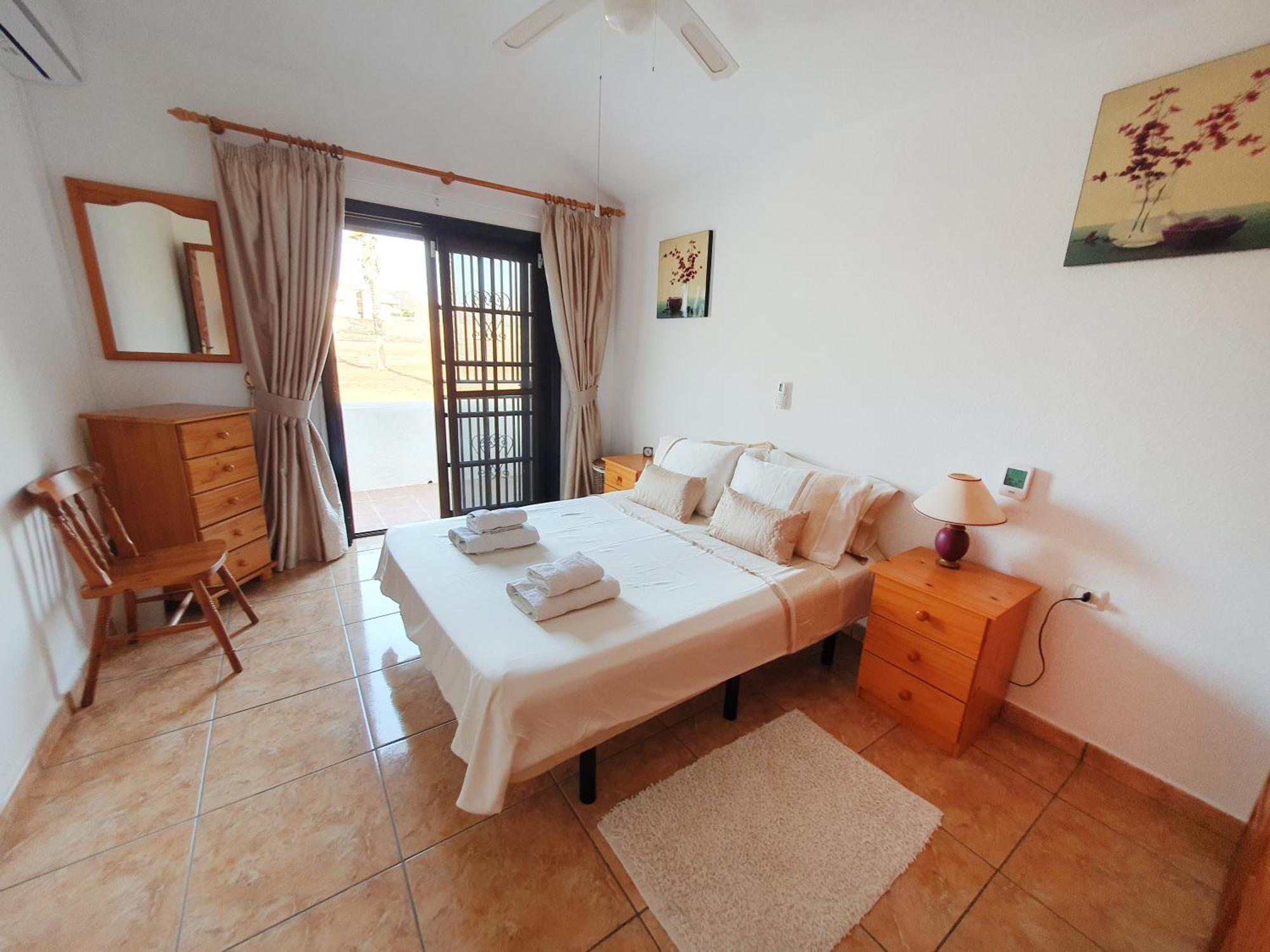 Apartment Hajnalka - Heated Pool And Partial Ocean Views San Miguel de Abona