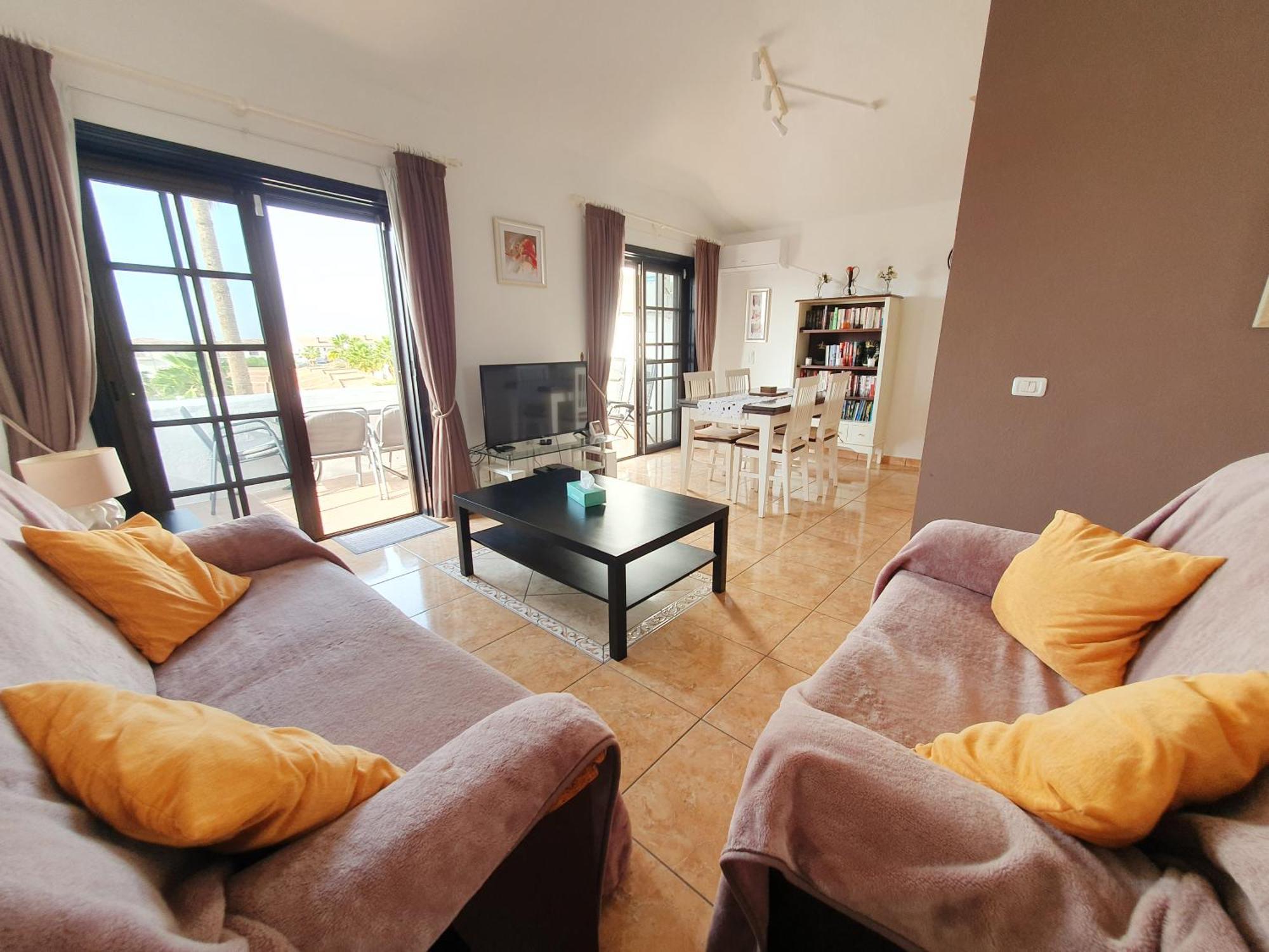 Hajnalka - Heated Pool And Partial Ocean Views San Miguel de Abona