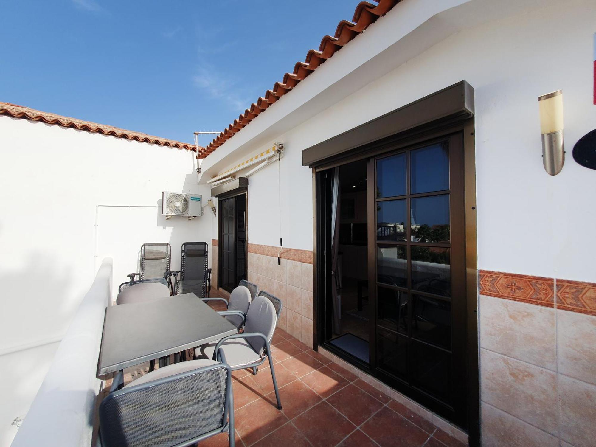 Apartment Hajnalka - Heated Pool And Partial Ocean Views San Miguel de Abona